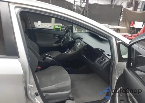 2013 Toyota Prius Two из США, поврежденный, VIN JTDKN3DU6D5610650